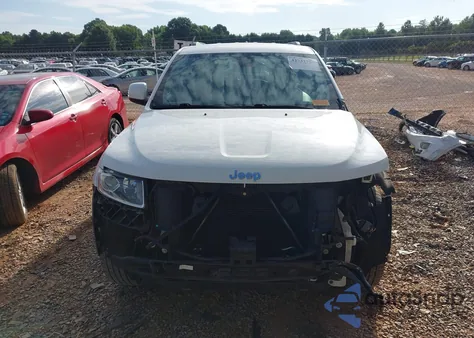 2015 Jeep Grand Cherokee Laredo из США, поврежденный, VIN 1C4RJFAG3FC608069